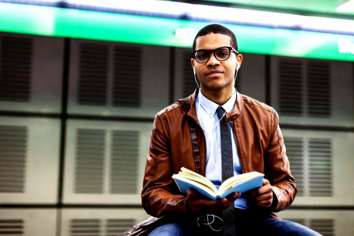 Espace de travail où se déroulent les analyses financières et les discussions stratégiques avec les clients