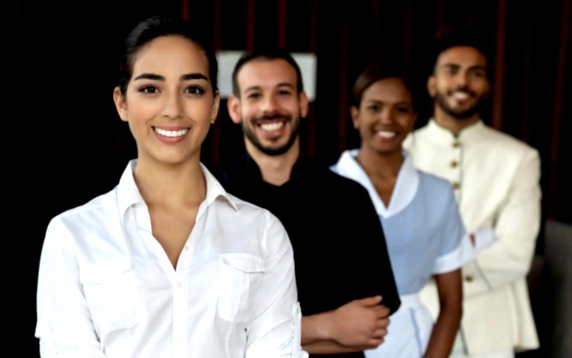 Réunion d'équipe avec analyse financière